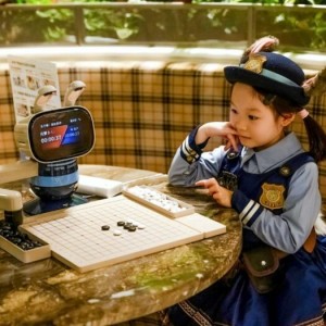 不止观影更可对弈！元萝卜携《疯狂动物城2》回应创新式陪伴痛点